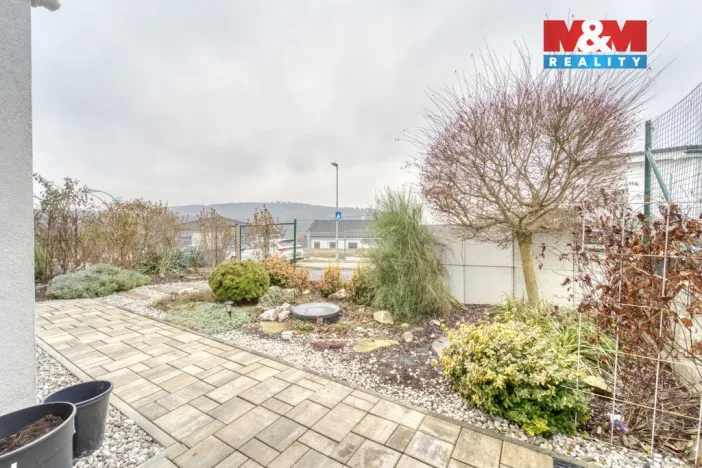 Prodej rodinného domu, Králův Dvůr - Křižatky, Na Vinohradech, 94 m2