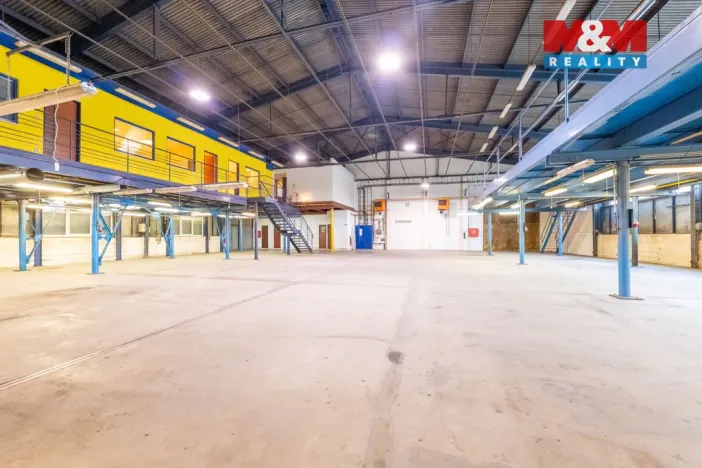 Prodej výrobních prostor, Slavičín, 714 m2