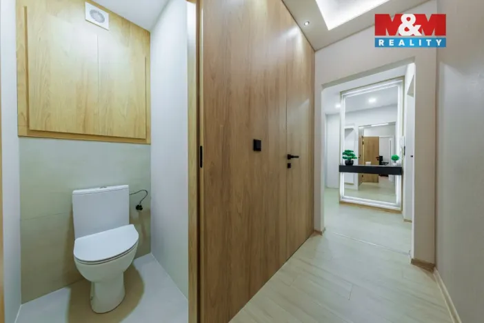 Prodej bytu 2+1, Karlovy Vary - Rybáře, Konečná, 55 m2