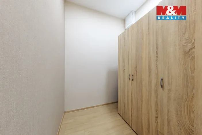 Prodej bytu 2+1, Karlovy Vary - Rybáře, Konečná, 55 m2