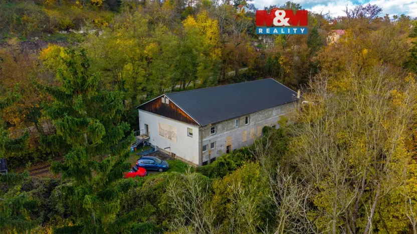 Prodej výrobních prostor, Krnsko, 700 m2