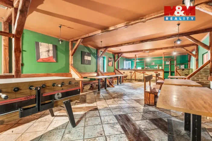 Prodej výrobních prostor, Krnsko, 700 m2