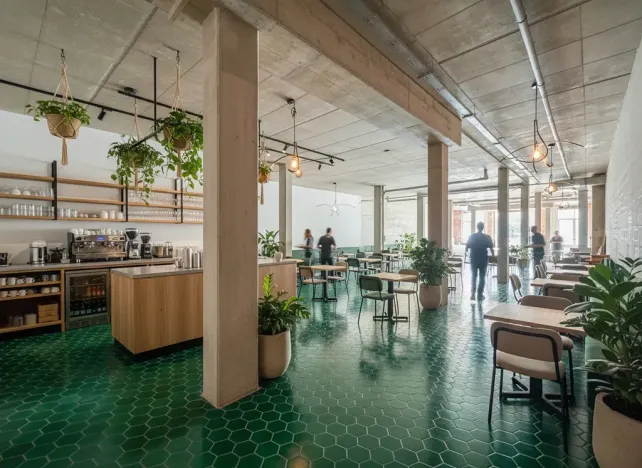 Pronájem restaurace, Hradec Králové, Kollárova, 444 m2