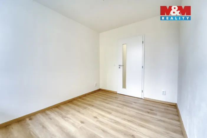 Pronájem bytu 2+kk, Králův Dvůr, Pod Hájem, 40 m2