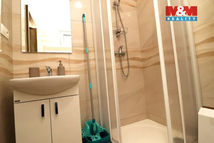 Pronájem bytu 1+kk, Ostrov - Horní Žďár, 28 m2