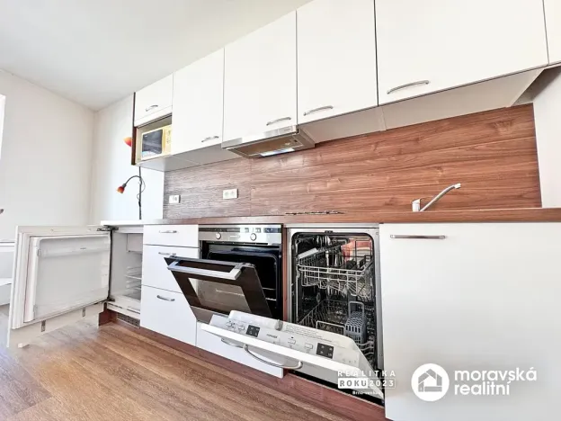 Pronájem bytu 1+kk, Brno, Hybešova, 31 m2