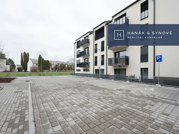 Pronájem bytu 1+kk, Pohořelice, 30 m2