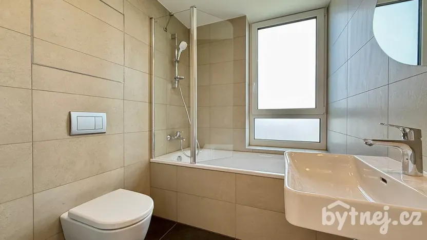 Pronájem bytu 2+kk, Olomouc - Nová Ulice, Milana Ticháka, 42 m2