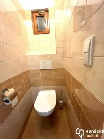 Pronájem bytu 3+1, Olomouc, Dolní náměstí, 94 m2