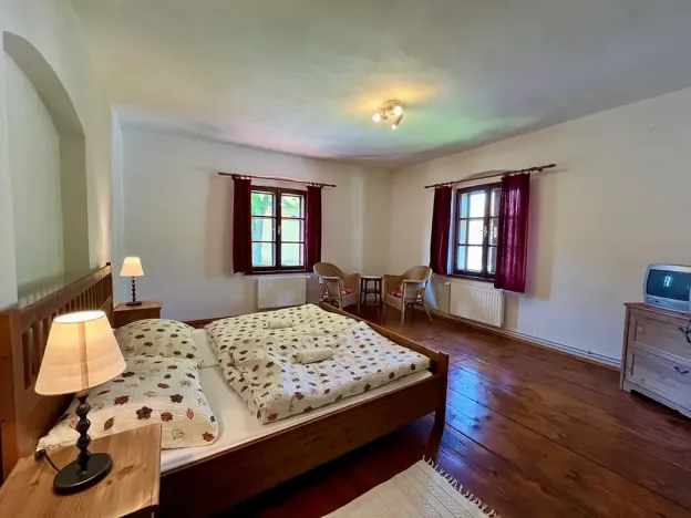 Prodej rodinného domu, Zlatá Koruna, 500 m2