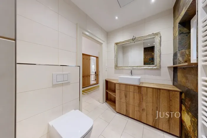 Prodej bytu 3+1, České Budějovice, Karla IV., 109 m2