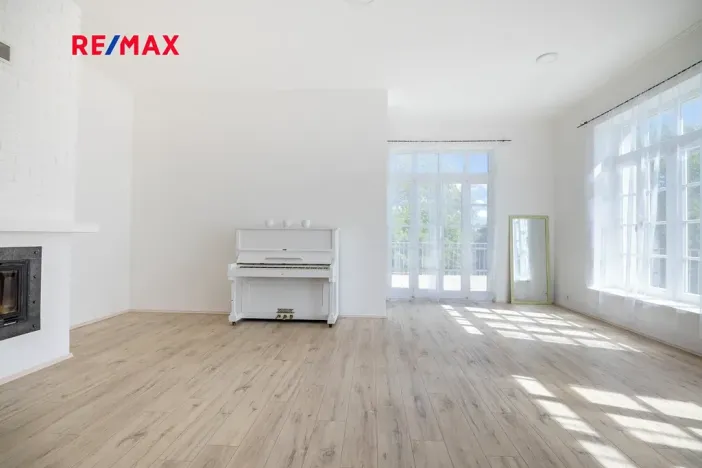 Prodej rodinného domu, Vráž, Nad Loděnicí, 219 m2