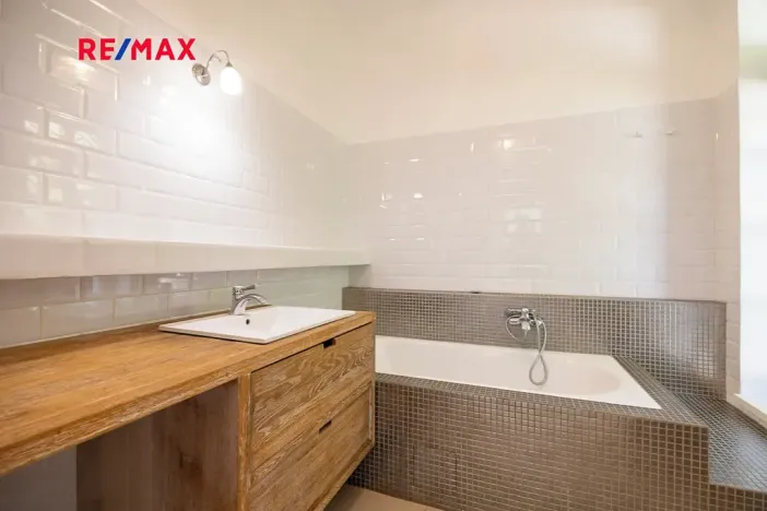 Prodej rodinného domu, Vráž, Nad Loděnicí, 219 m2