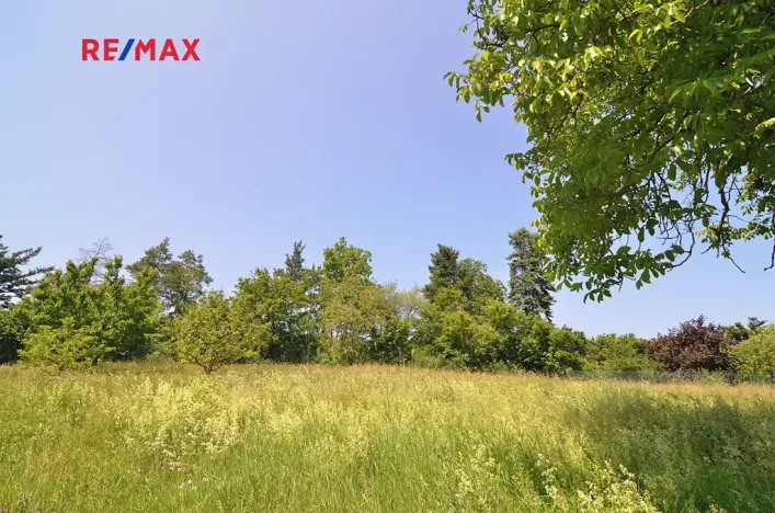 Prodej pozemku pro bydlení, Praha - Lochkov, Na dražkách, 1550 m2