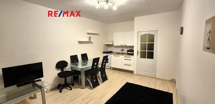 Prodej bytu 1+kk, Praha - Braník, Vavřenova, 28 m2