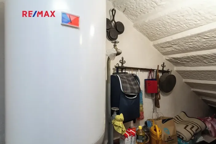 Prodej rodinného domu, Kamenné Žehrovice, Karlovarská třída, 120 m2