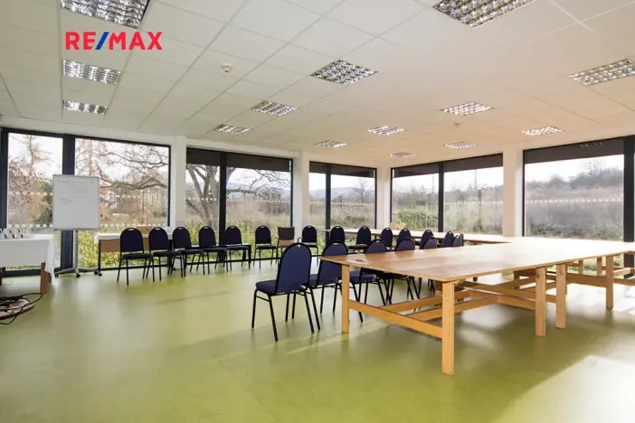 Pronájem kanceláře, Ústí nad Labem, náměstí Prokopa Velikého, 48 m2