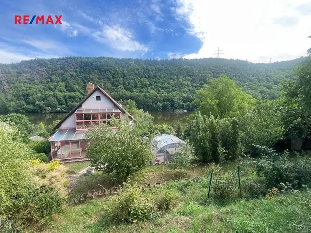 Prodej komerční nemovitosti, Měchenice, Hlavní, 330 m2