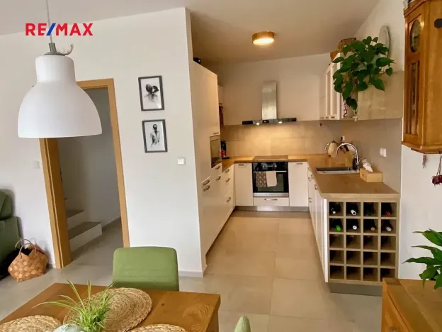 Pronájem rodinného domu, Mukařov, Na Kopci, 103 m2