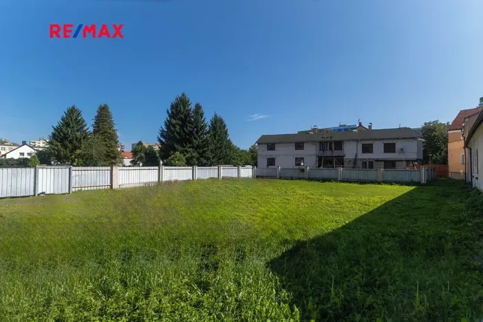 Prodej rodinného domu, Jaroměř, Husova, 700 m2