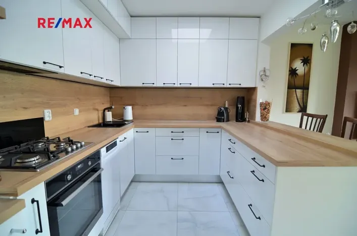 Prodej vícegeneračního domu, Praha - Motol, Hamsíkova, 395 m2