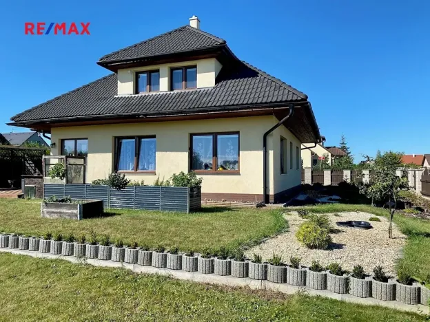 Prodej rodinného domu, Křenice, K Aleji, 166 m2