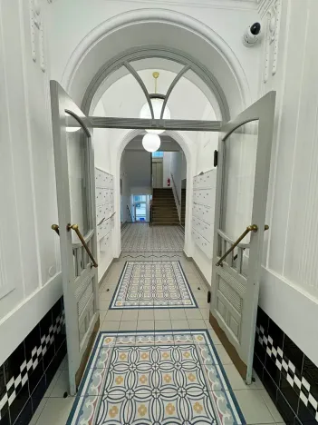 Prodej bytu 2+kk, Praha - Vinohrady, Laubova, 48 m2