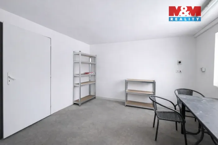 Pronájem garáže, Řehlovice - Hliňany, 81 m2