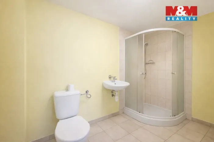 Pronájem garáže, Řehlovice - Hliňany, 81 m2