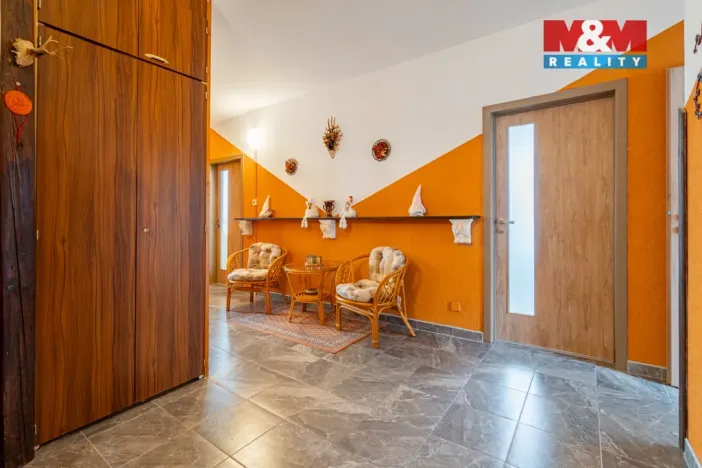 Prodej bytu 4+1, Mladošovice, 109 m2