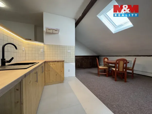 Pronájem kanceláře, Bechyně, Písecká, 15 m2