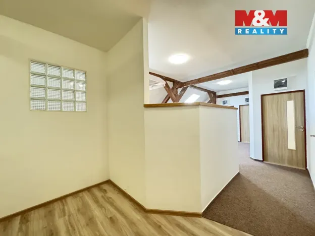Pronájem kanceláře, Bechyně, Písecká, 14 m2