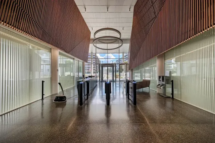 Pronájem kanceláře, Praha - Michle, Jemnická, 435 m2