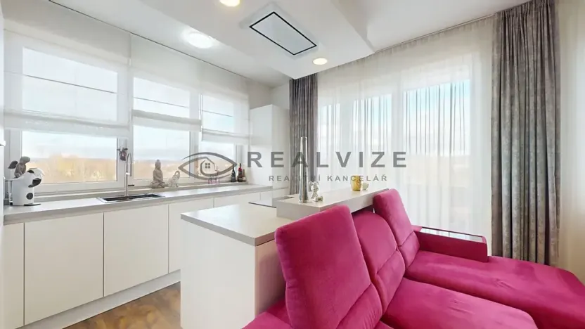 Prodej bytu 3+kk, České Budějovice, Mikuláše z Husi, 97 m2