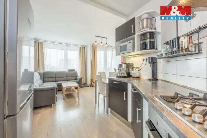 Prodej bytu 3+kk, Praha - Kobylisy, Frýdlantská, 69 m2