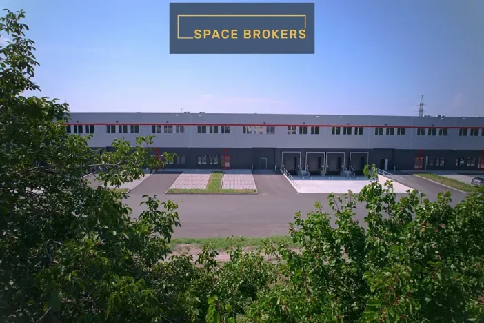 Pronájem skladu, Mikulov, 1000 m2