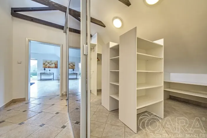 Pronájem rodinného domu, Dolní Břežany, V Úvozu, 380 m2