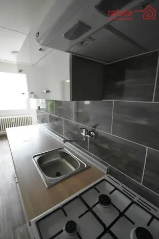 Pronájem bytu 2+1, Chomutov, Březenecká, 64 m2