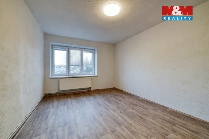 Prodej bytu 2+1, Planá - Svahy, 67 m2