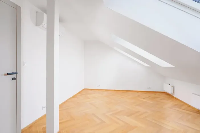 Prodej bytu 2+kk, Praha - Žižkov, Bořivojova, 63 m2