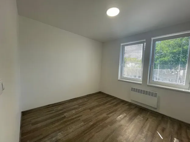 Pronájem kanceláře, Brno - Maloměřice, Hády, 15 m2