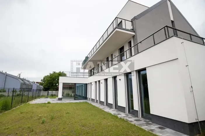 Prodej bytu 5+kk, Praha - Záběhlice, Práčská, 188 m2