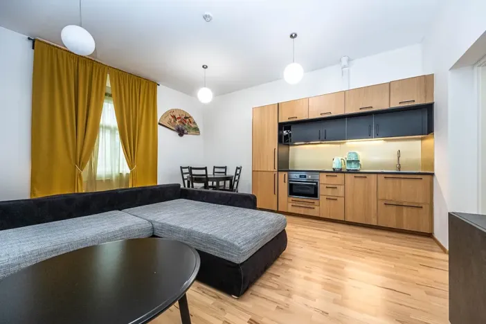 Pronájem bytu 2+kk, Praha, Tyršova, 56 m2