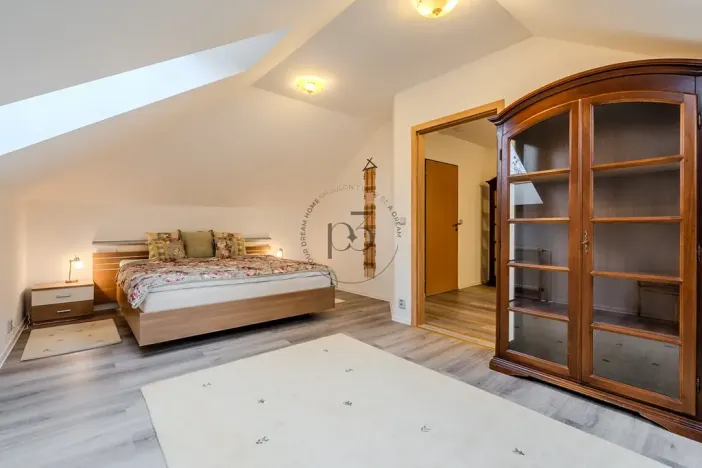 Pronájem bytu 2+1, Praha, Nad Šeberákem, 69 m2