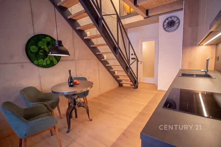 Prodej bytu 2+1, Praha - Vysočany, Kolbenova, 66 m2