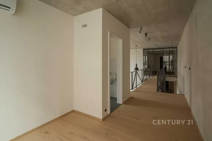 Prodej kanceláře, Praha - Vysočany, Kolbenova, 181 m2