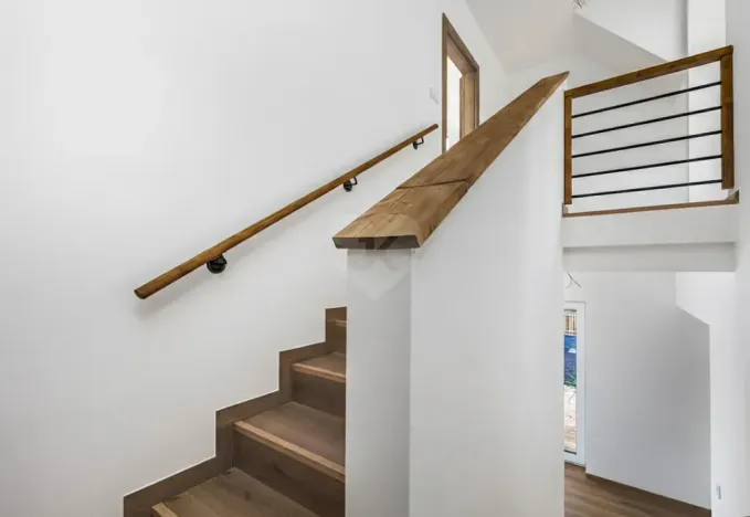 Prodej bytu 4+kk, Praha - Běchovice, Pplk. Nováčka, 138 m2