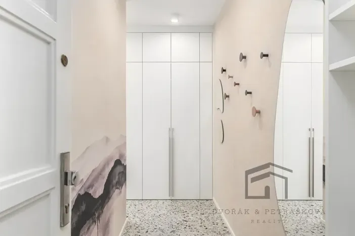 Pronájem bytu 2+kk, Praha - Strašnice, Černokostelecká, 52 m2
