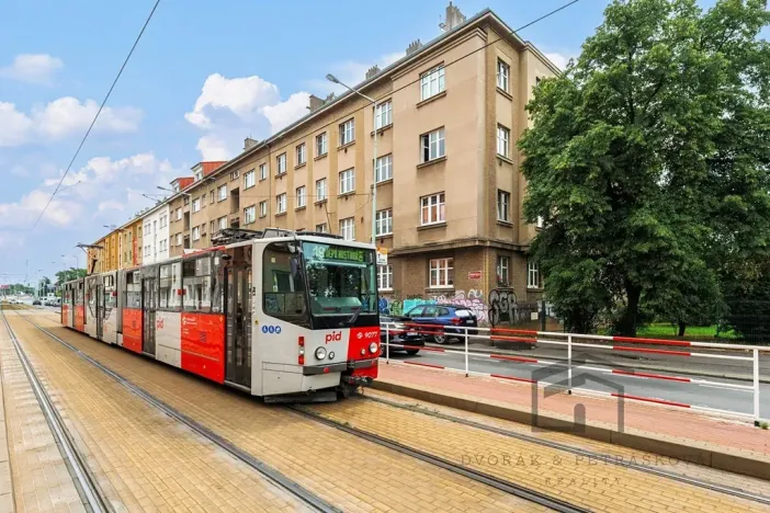 Pronájem bytu 2+kk, Praha - Strašnice, Černokostelecká, 52 m2
