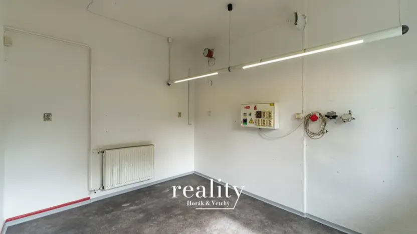 Pronájem výrobních prostor, Šebrov-Kateřina, 243 m2
